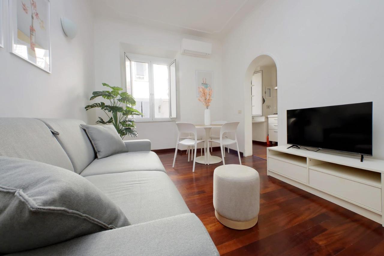 Appartamento Domus Lou Elegante In Trastevere Roma